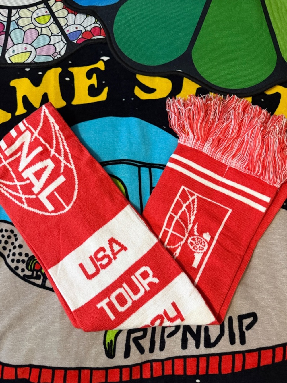 Arsenal supporter scarf Knit Scarf - Picture 8 of 9